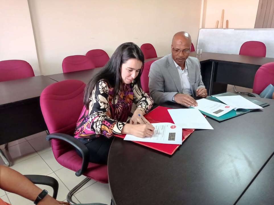 ودادية موظفي قطاع العدل بأكادير توقع شراكة مع Africa British College